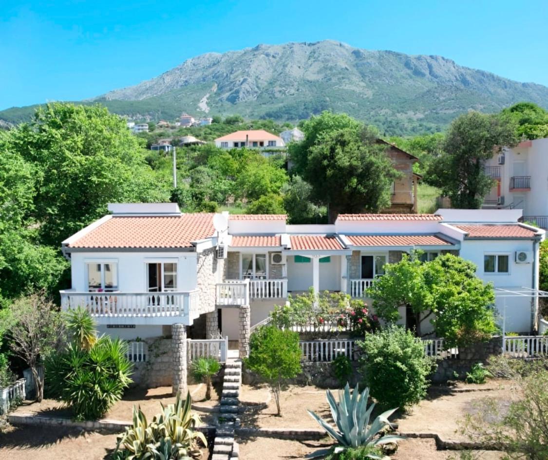 Villa Radis Dobra Voda Bagian luar foto
